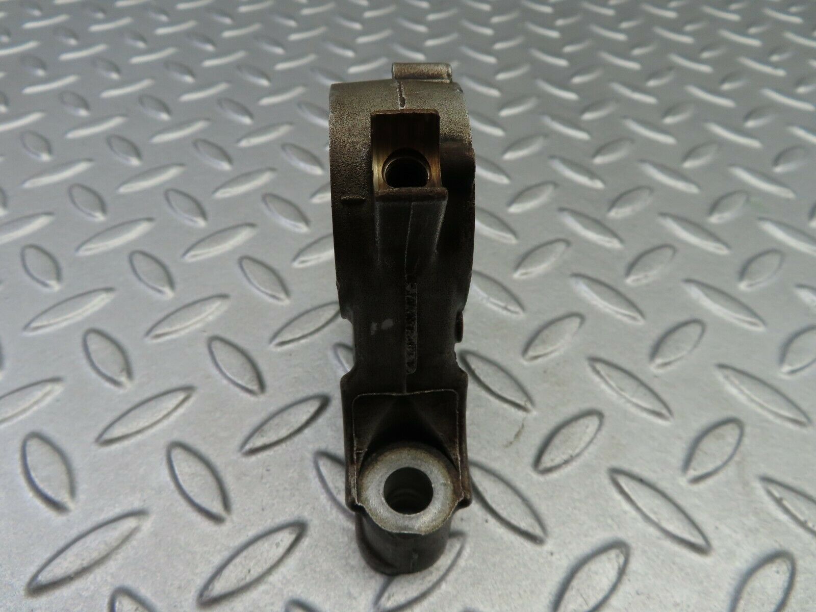 6273 Mercedes-Benz W126 380SE Camshaft Bearing Tower 1160513610