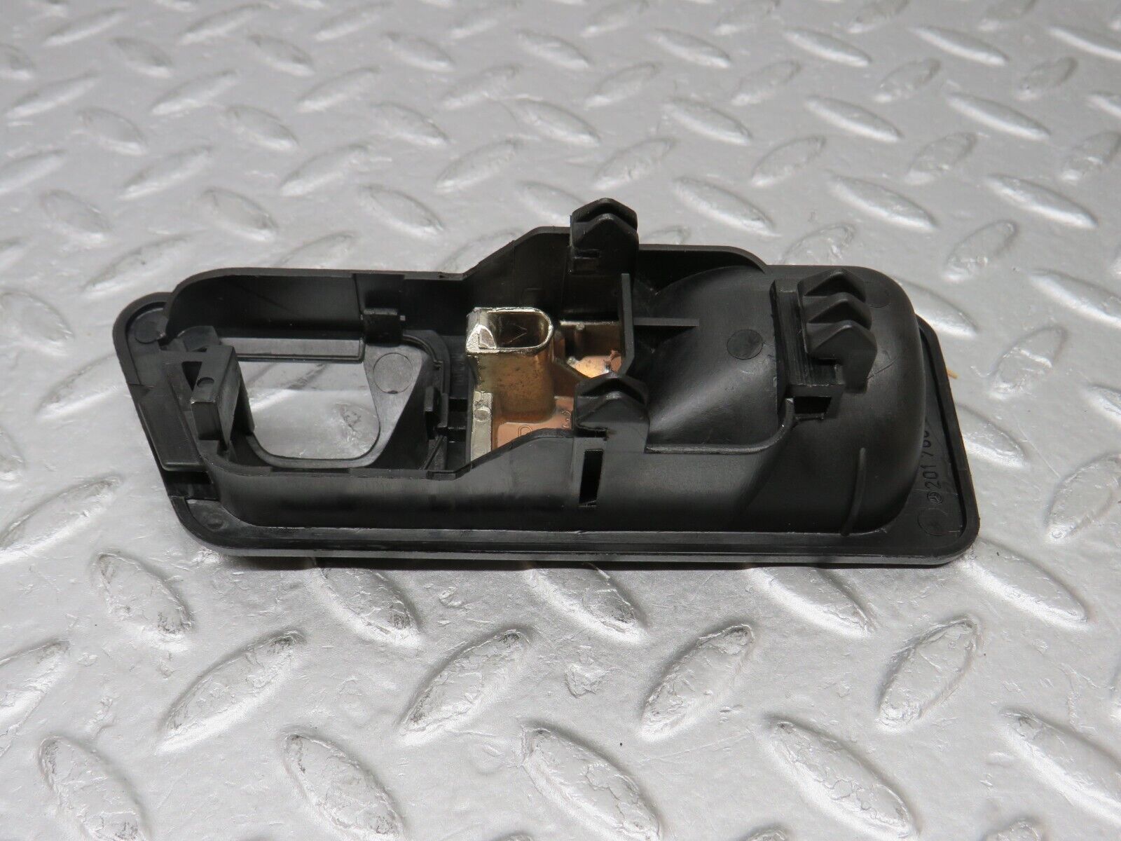 36620 Mercedes-Benz W201 190E 2.0L Left Interior Door Handle 2017660164