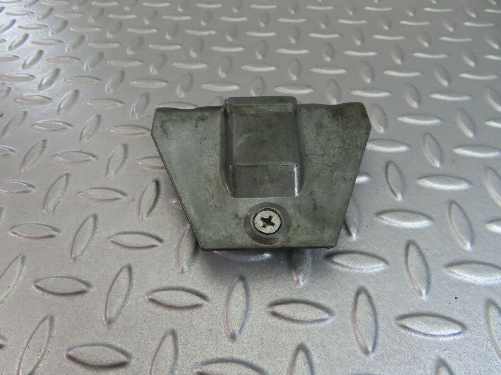 7893 Mercedes-Benz W115 220D Boot Latch Lock