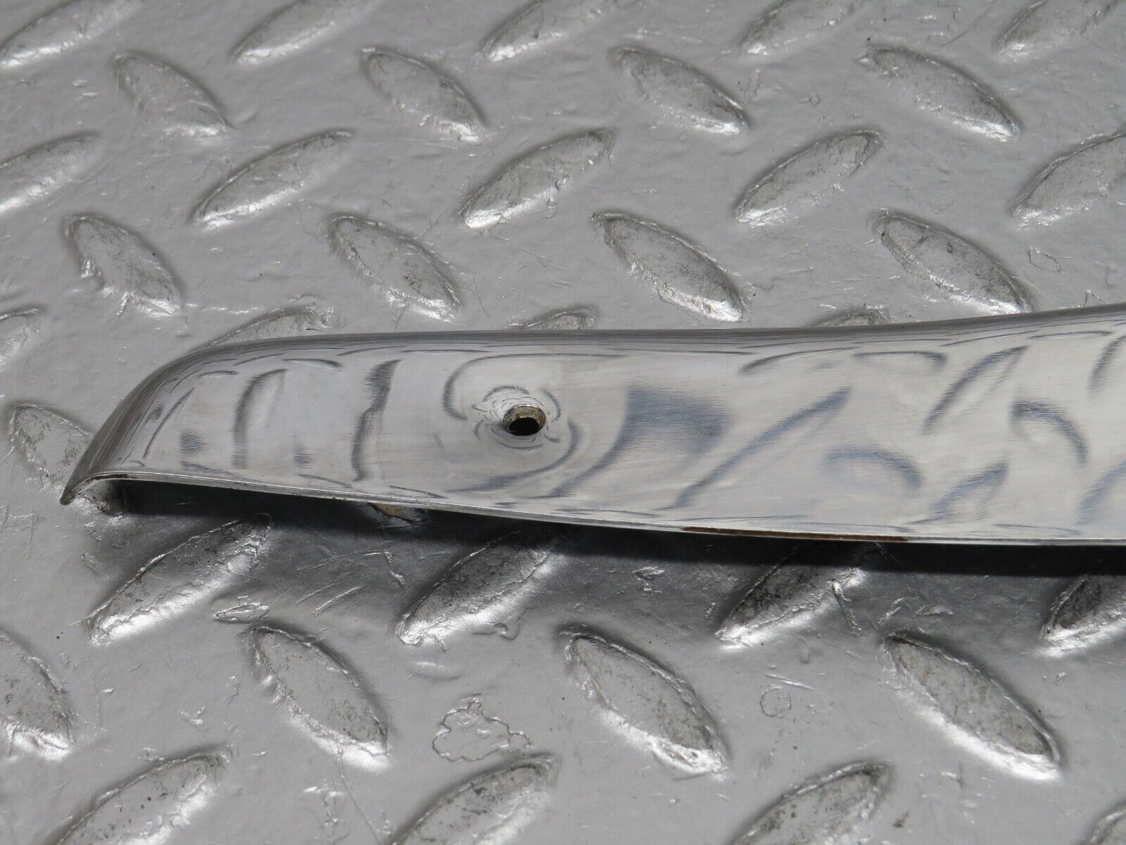 0737 Mercedes-Benz C107 350SLC Coupe Door Chrome Cover Right Side