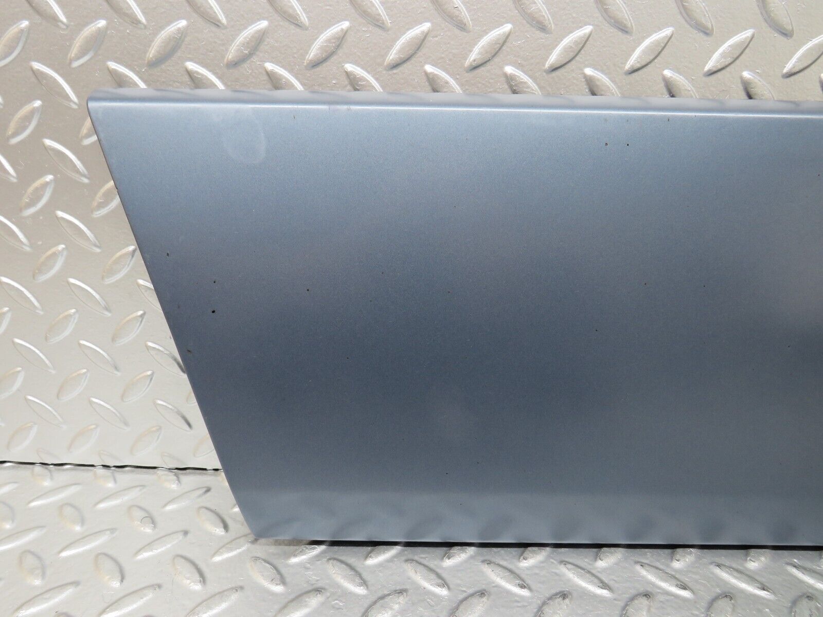 25235 Mercedes-Benz W201 190D Rear Right Door Moulding Trim 2016905840