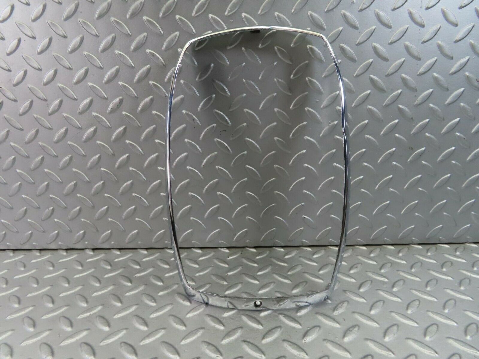 8142 Mercedes-Benz W114 Headlight Chrome Frame