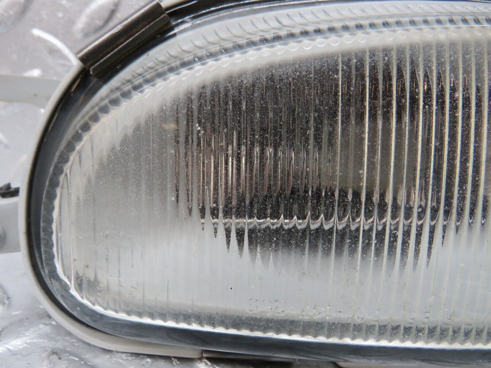 34842 Mercedes-Benz W210 320E Front Left Fog Light Hella 1708200156