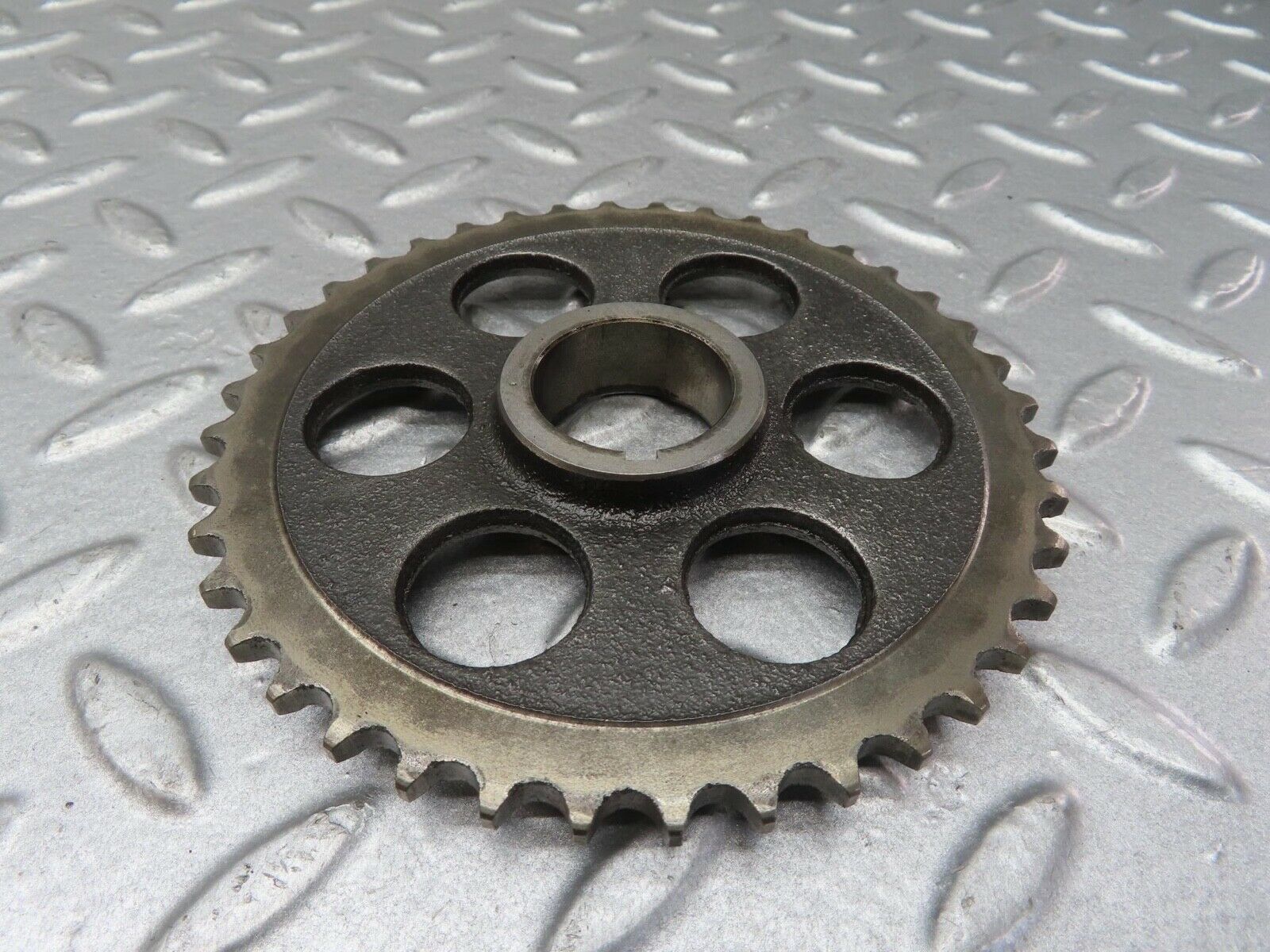 13367 Mercedes-Benz W111 230S Camshaft Timing Gear