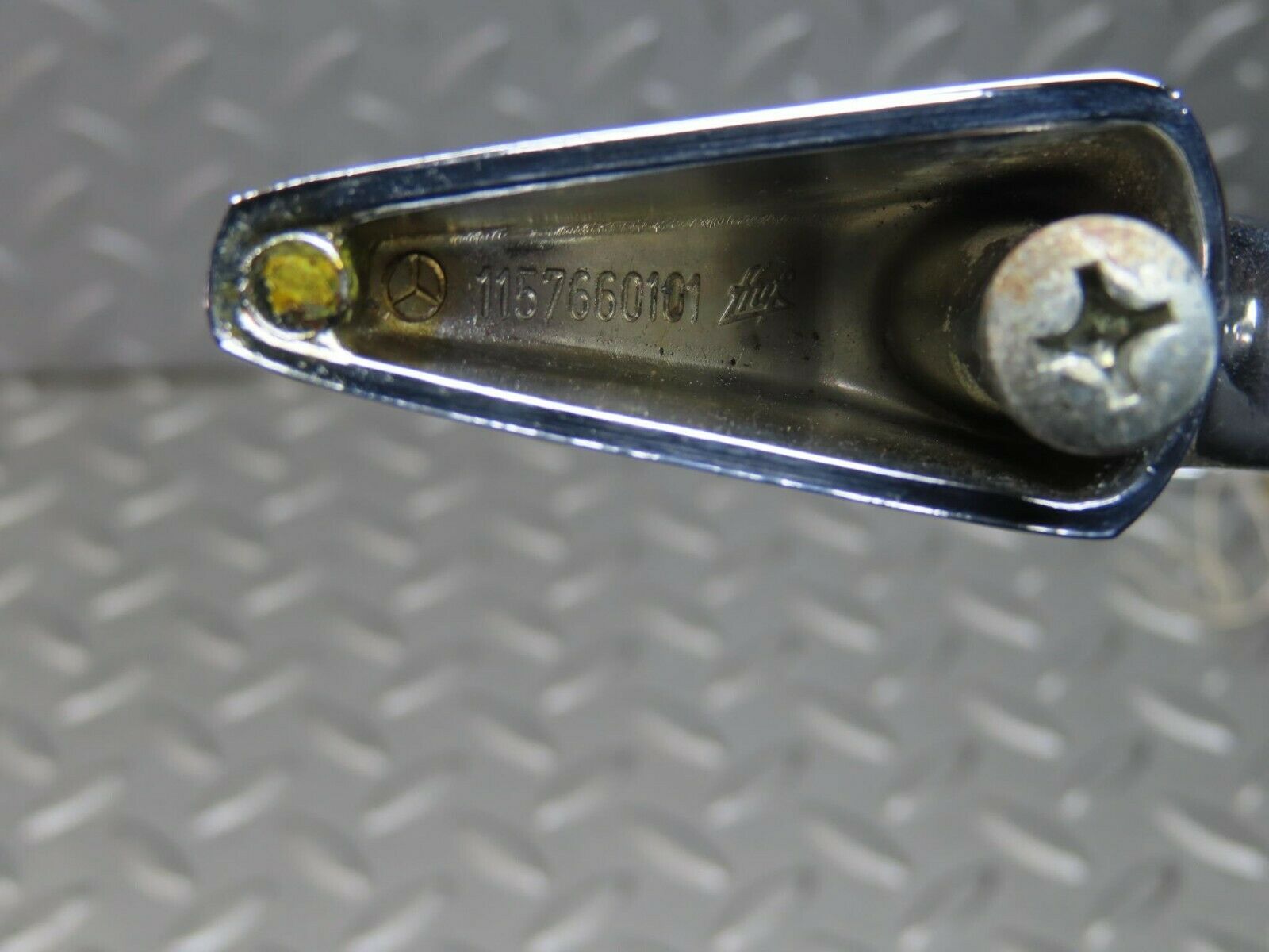 8787 Mercedes-Benz W115 Chrome Door Handle Front Left No Key 1157660101