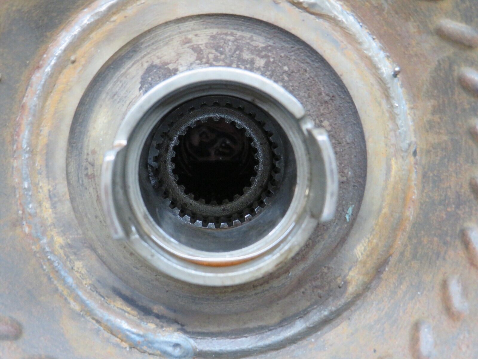 29939 Mercedes-Benz W123 230E Torque Converter 1232500102