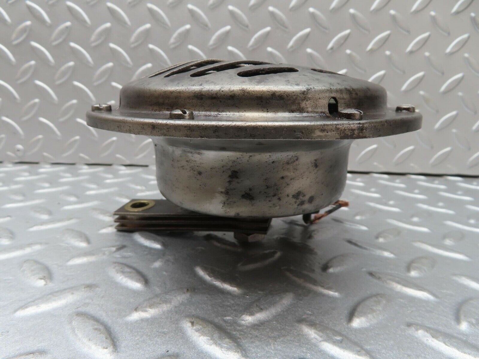 13169 Mercedes-Benz W111 220S Horn Bosch HO/FSA 12/9