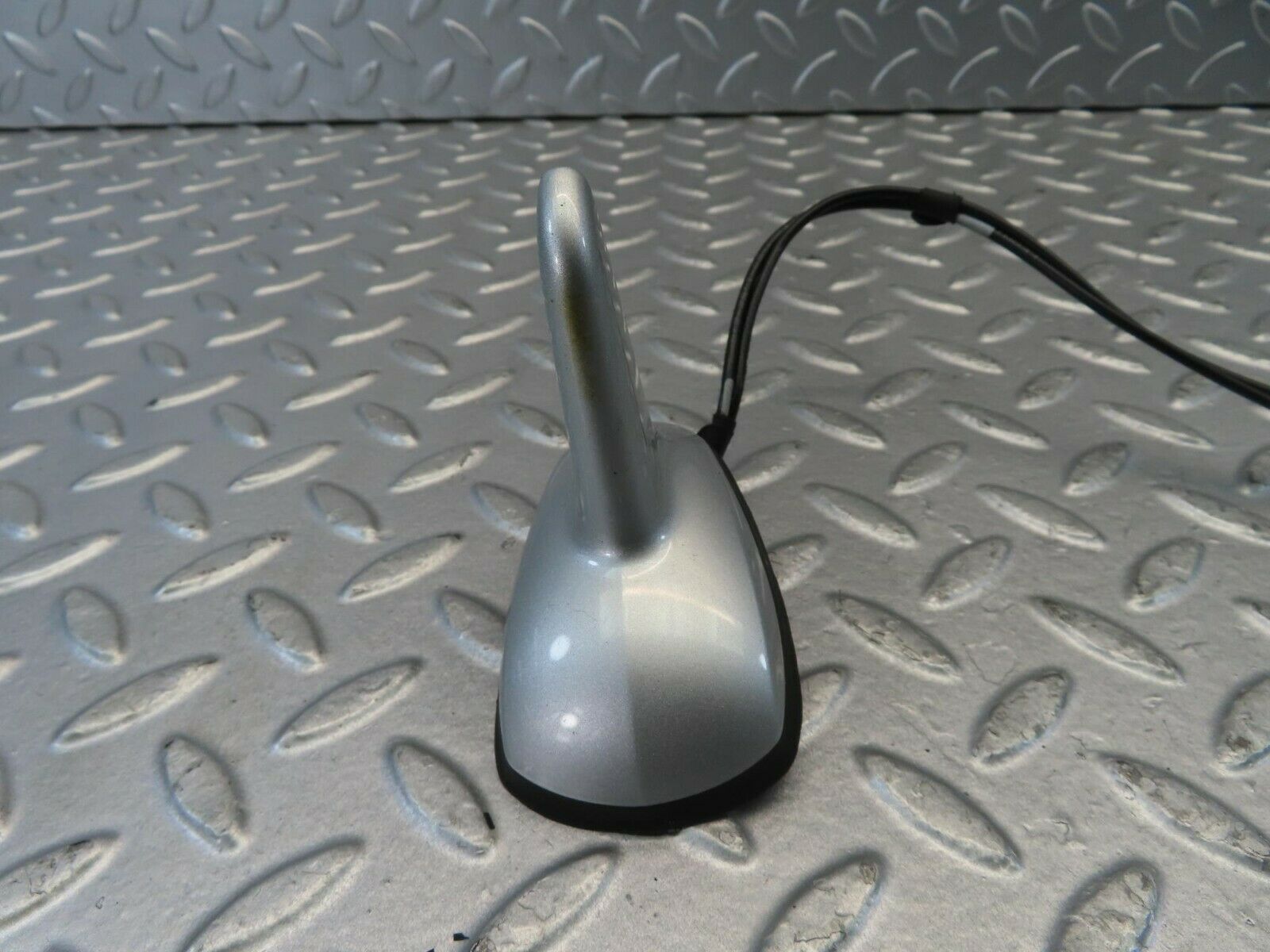 11159 Mercedes-Benz W221 S320 Roof Aerial