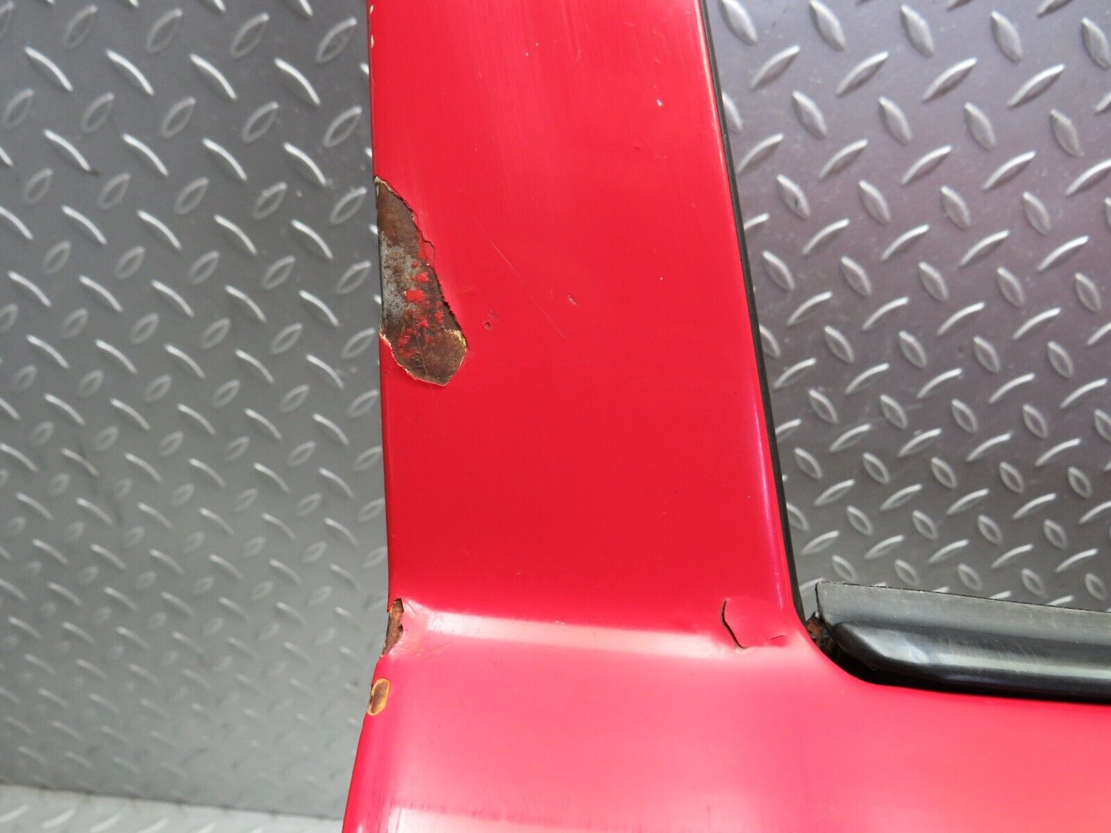 38747 Mercedes-Benz W201 190E 2.6L Front Right Door