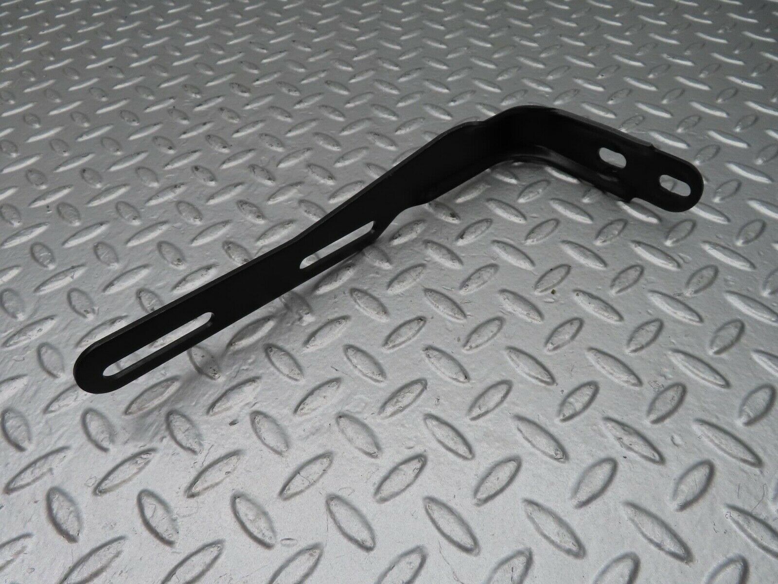 15117 Mercedes-Benz W140 S320 Downpipe Exhaust Bracket