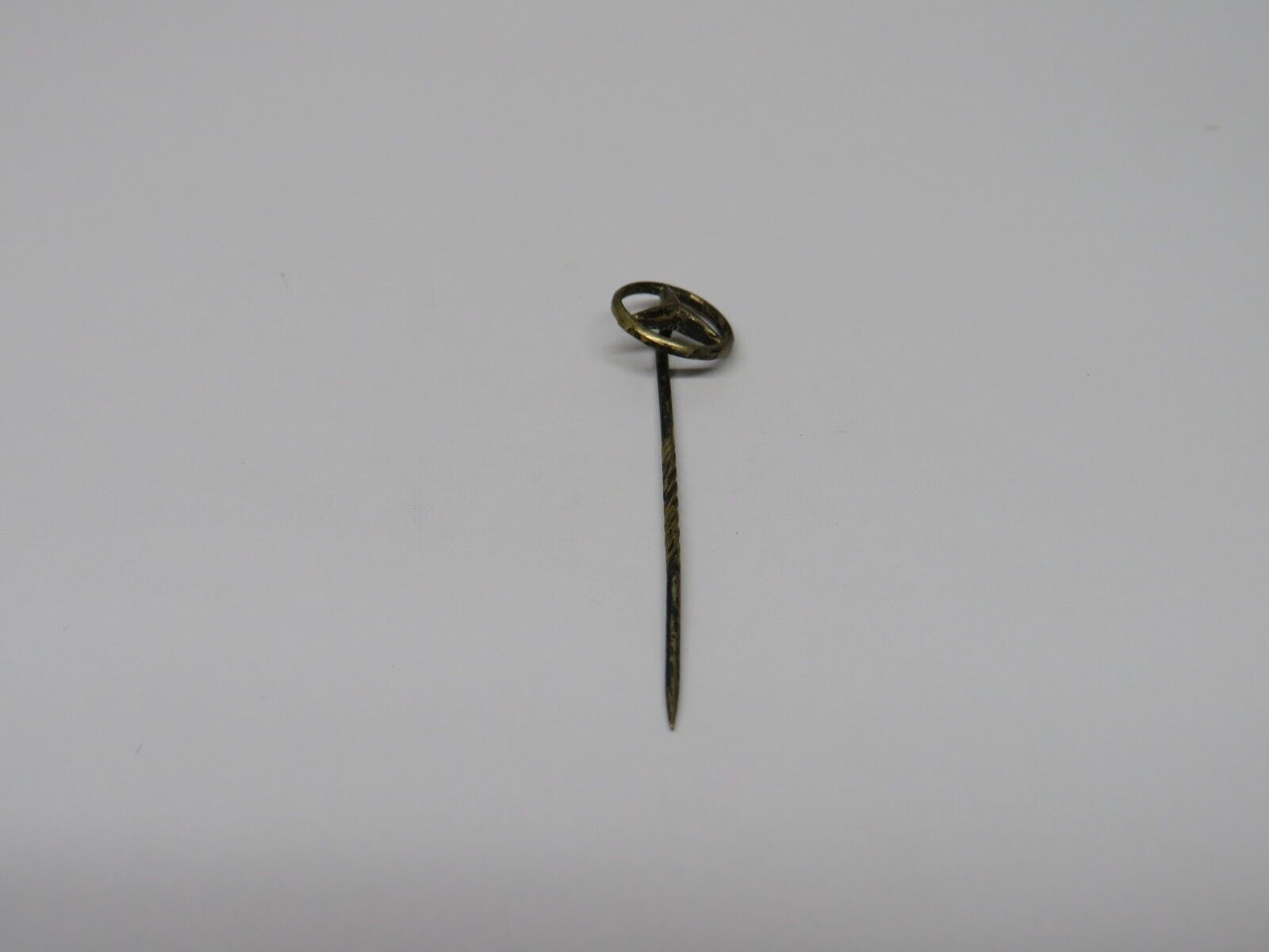 37499 Mercedes-Benz Vintage Lapel Pin Badge