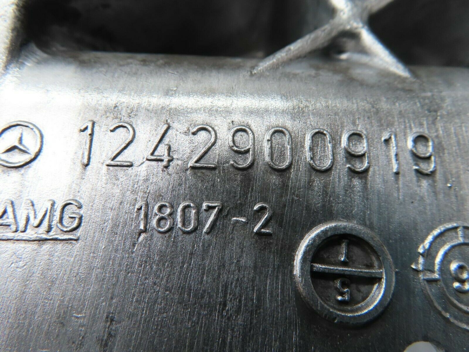 16363 Mercedes-Benz W124 260E Brake Pedal Bracket 1242900919