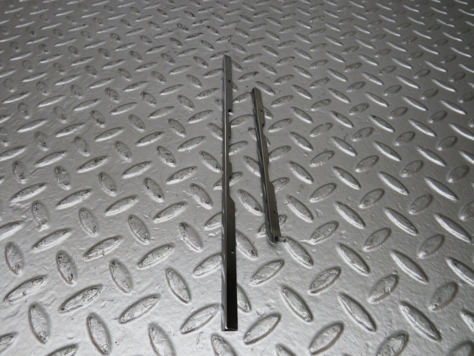 26179 Mercedes-Benz W116 450SE Dashboard Chrome Trim