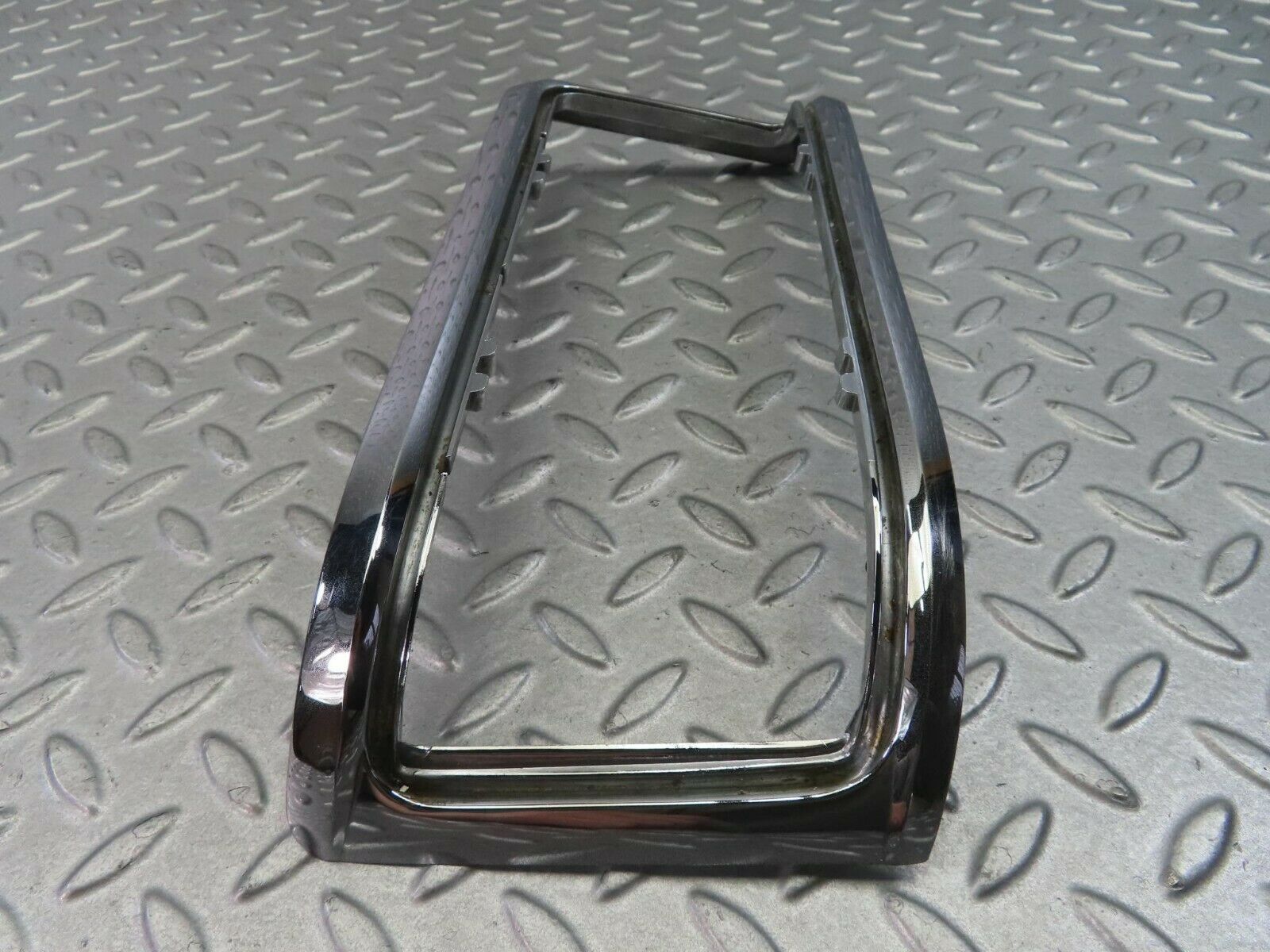 8512 Mercedes-Benz W115 Tail Light Chrome Frame Right 1158260259