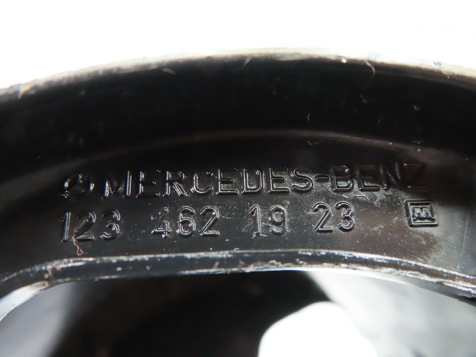 7636 Mercedes-Benz S123 230TE Wagon Steering Column Surround Cover 1234621923