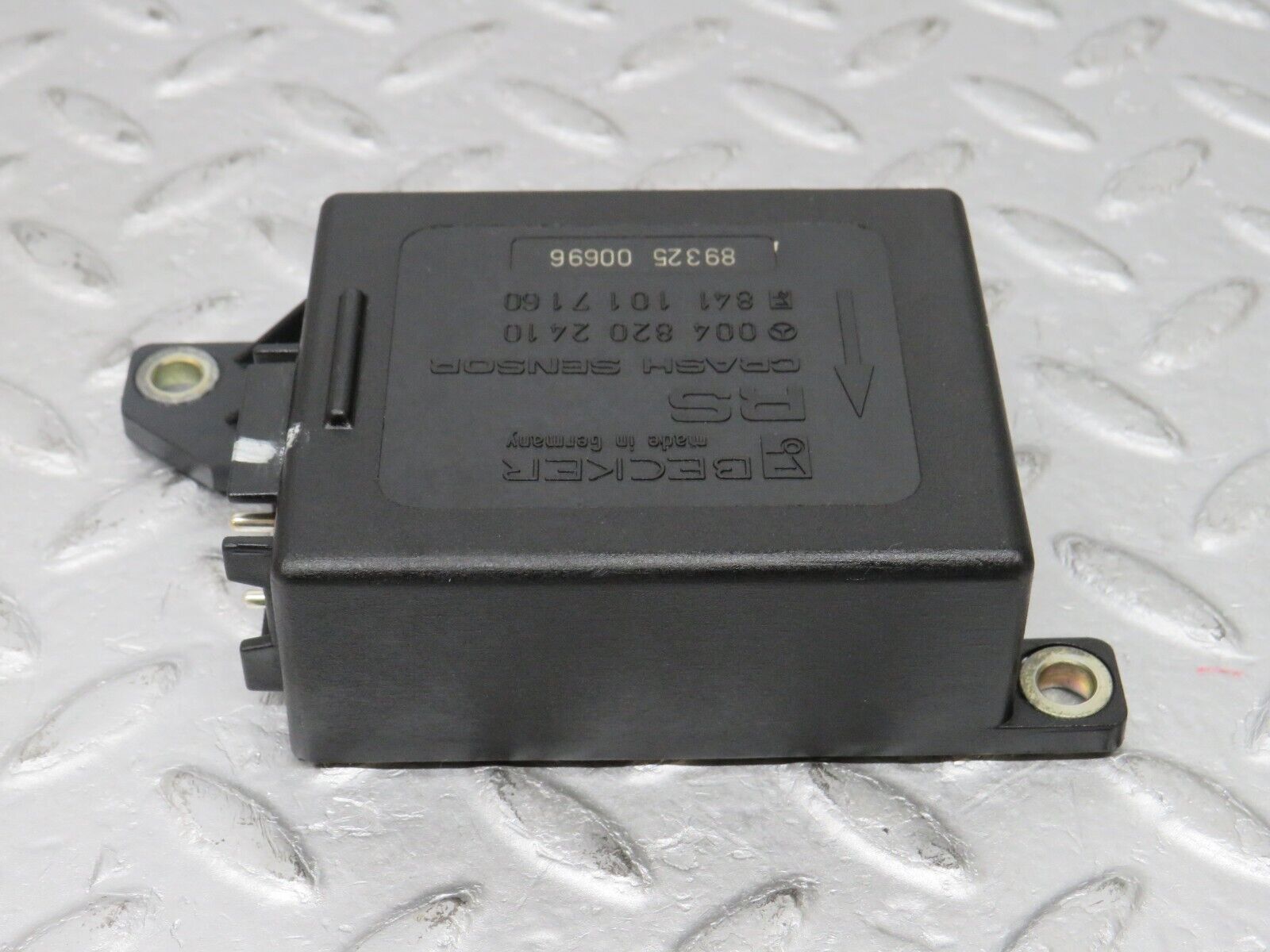 36096 Mercedes-Benz W126 420SE Airbag Crash Sensor 0048202410 8411017160