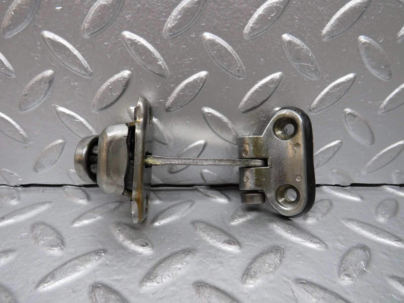 29973 Porsche 924 Door Safety Check Strap Right 92853741802