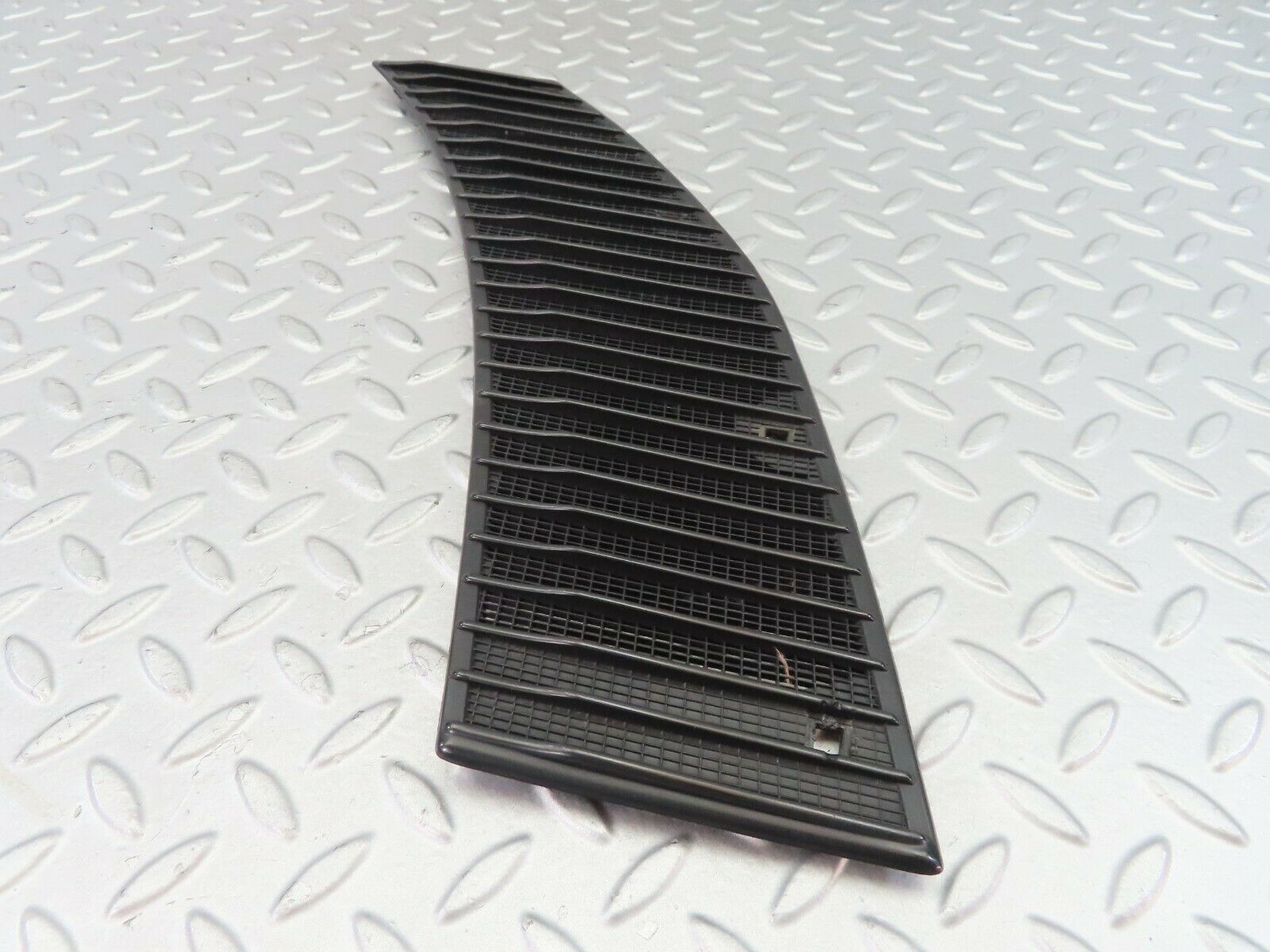 7569 Mercedes-Benz S123 230TE Wagon Air Intake Grill Left Side 1238362965