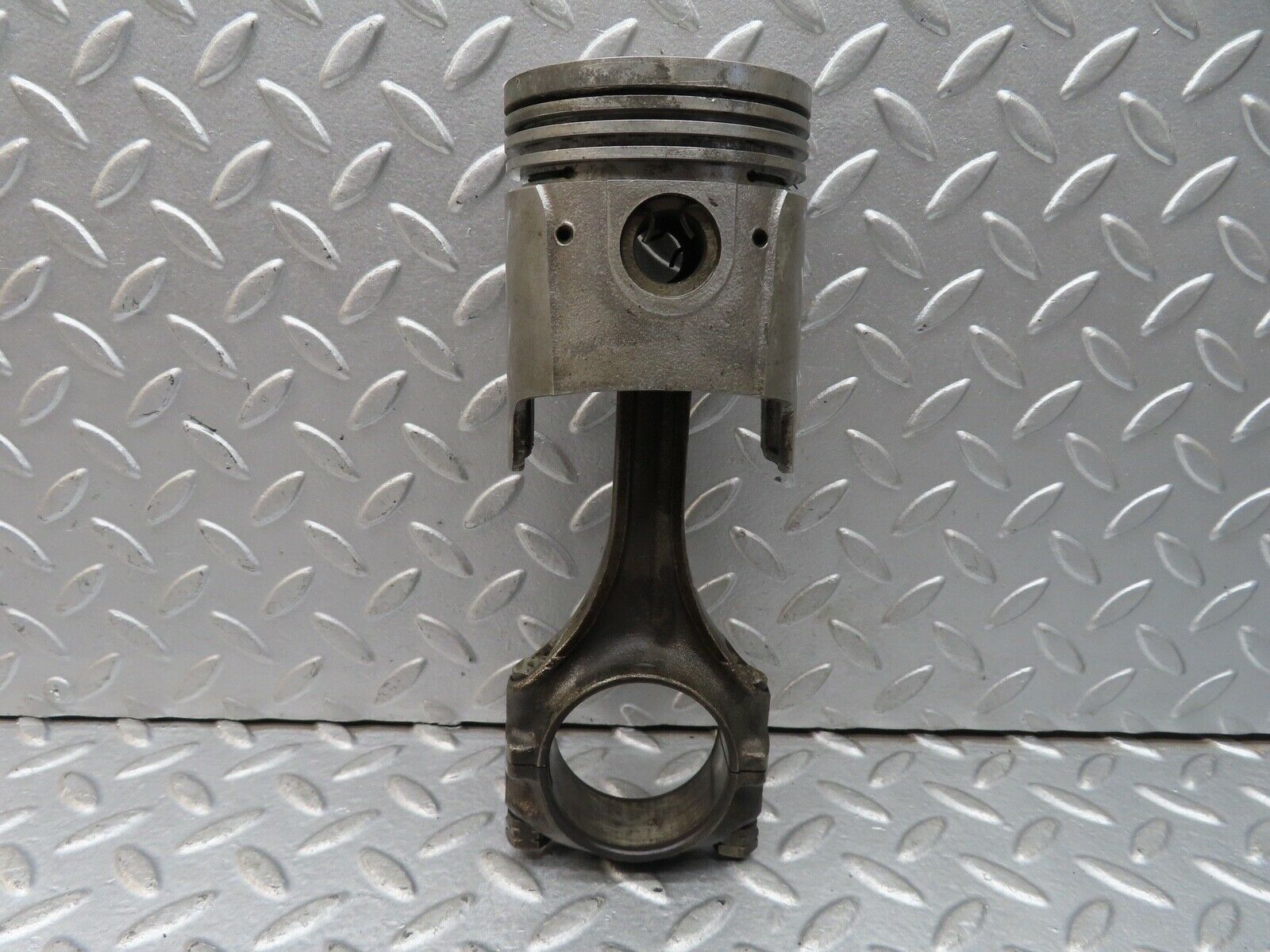 18775 Mercedes-Benz W120 W121 Ponton Piston With Connecting Rod 84.96 mm