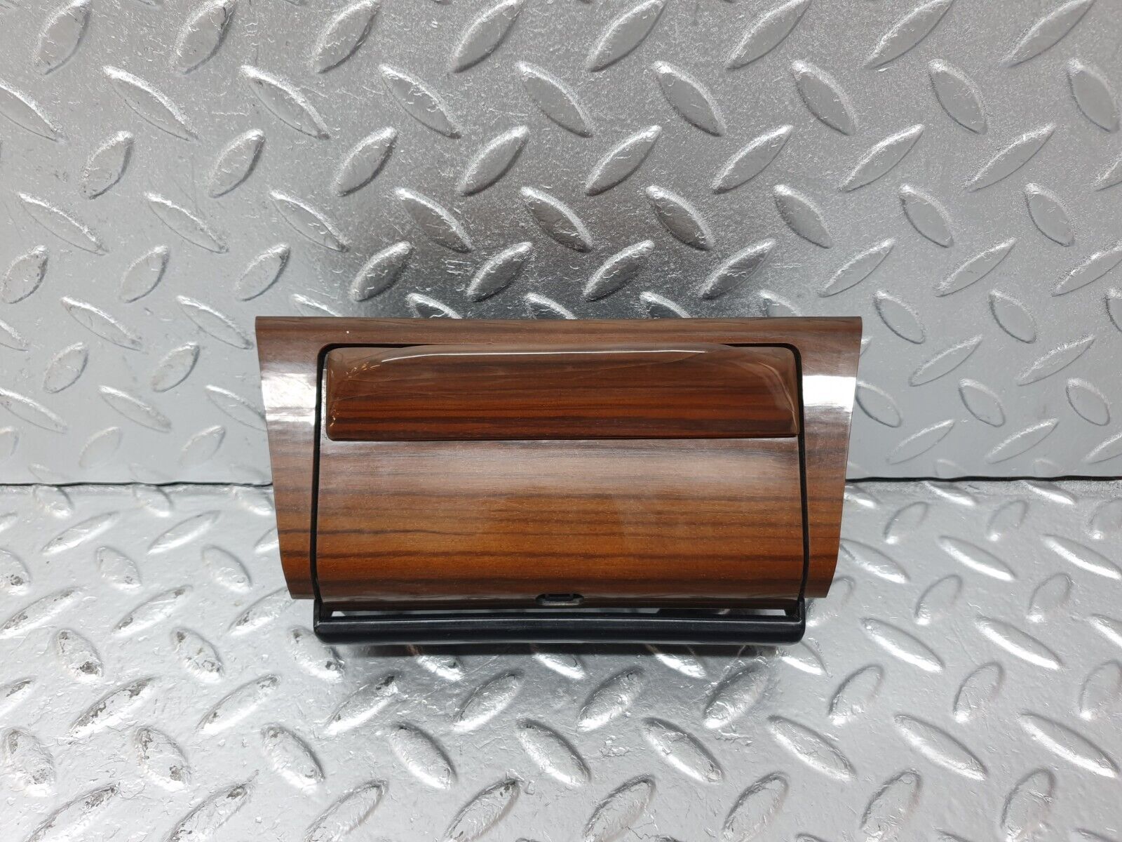 41460 Mercedes-Benz W124 200E Centre Console Ashtray Wood Finish