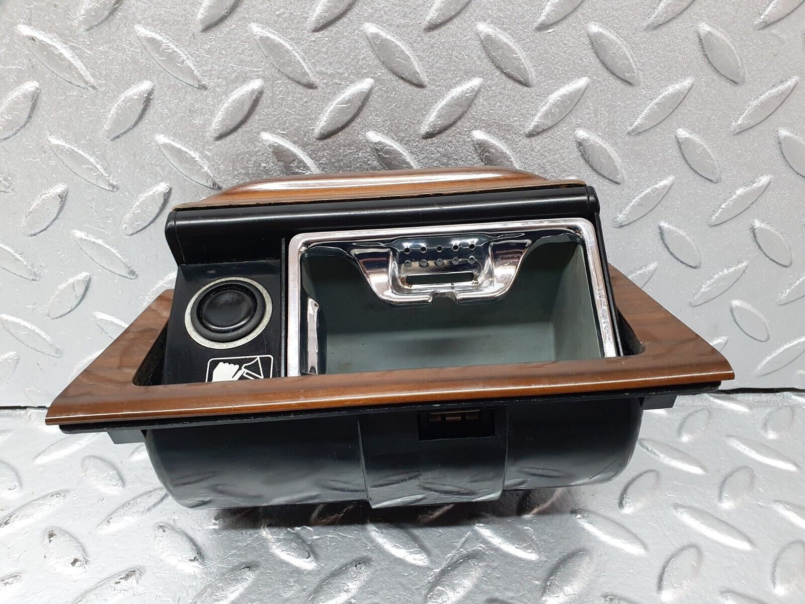 41460 Mercedes-Benz W124 200E Centre Console Ashtray Wood Finish