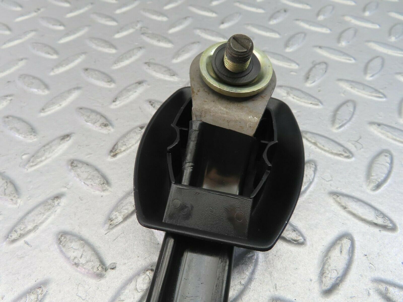 10369 Mercedes-Benz W201 190E Right Seat Belt Runner With Cover