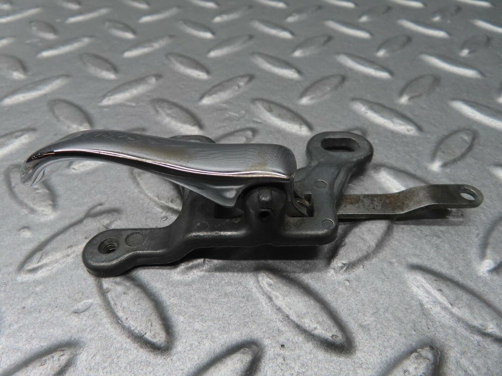 13048 Mercedes-Benz W111 220S Left Interior Door Handle 1107660319