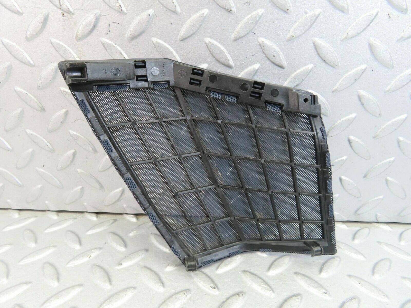 9406 Mercedes-Benz C124 300CE Coupe Dashboard Speaker Cover Grill Right