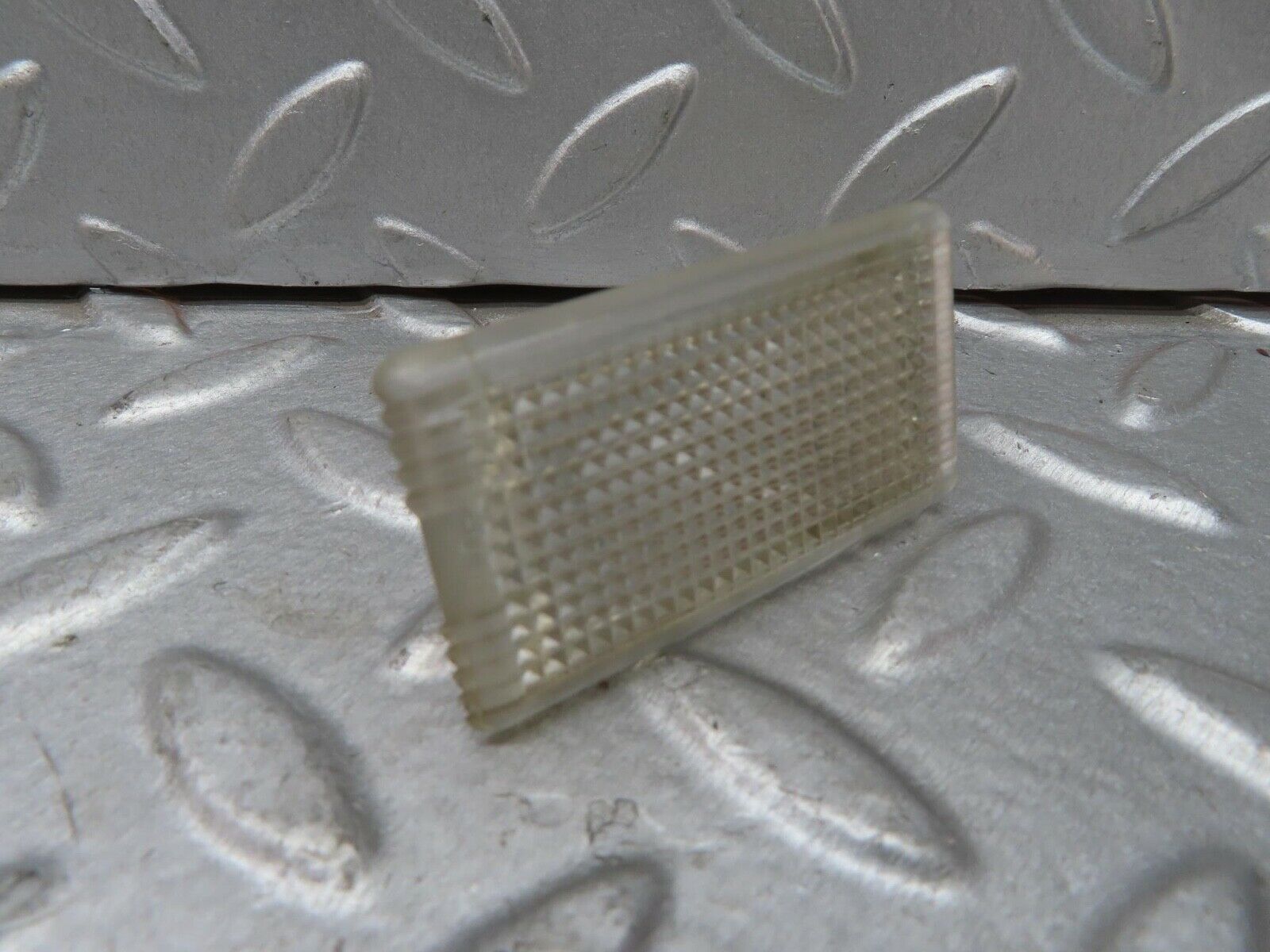 13675 Mercedes-Benz W123 200 Glove Box Light