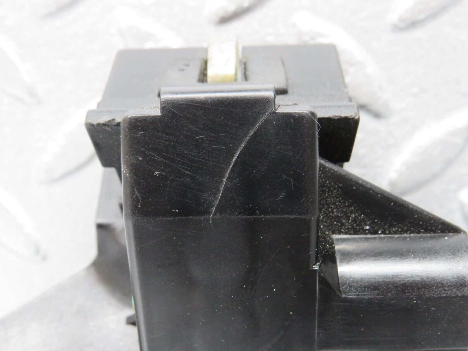 39601 Mercedes-Benz R129 320SL Coupe Trunk Lock Latch 1298201810