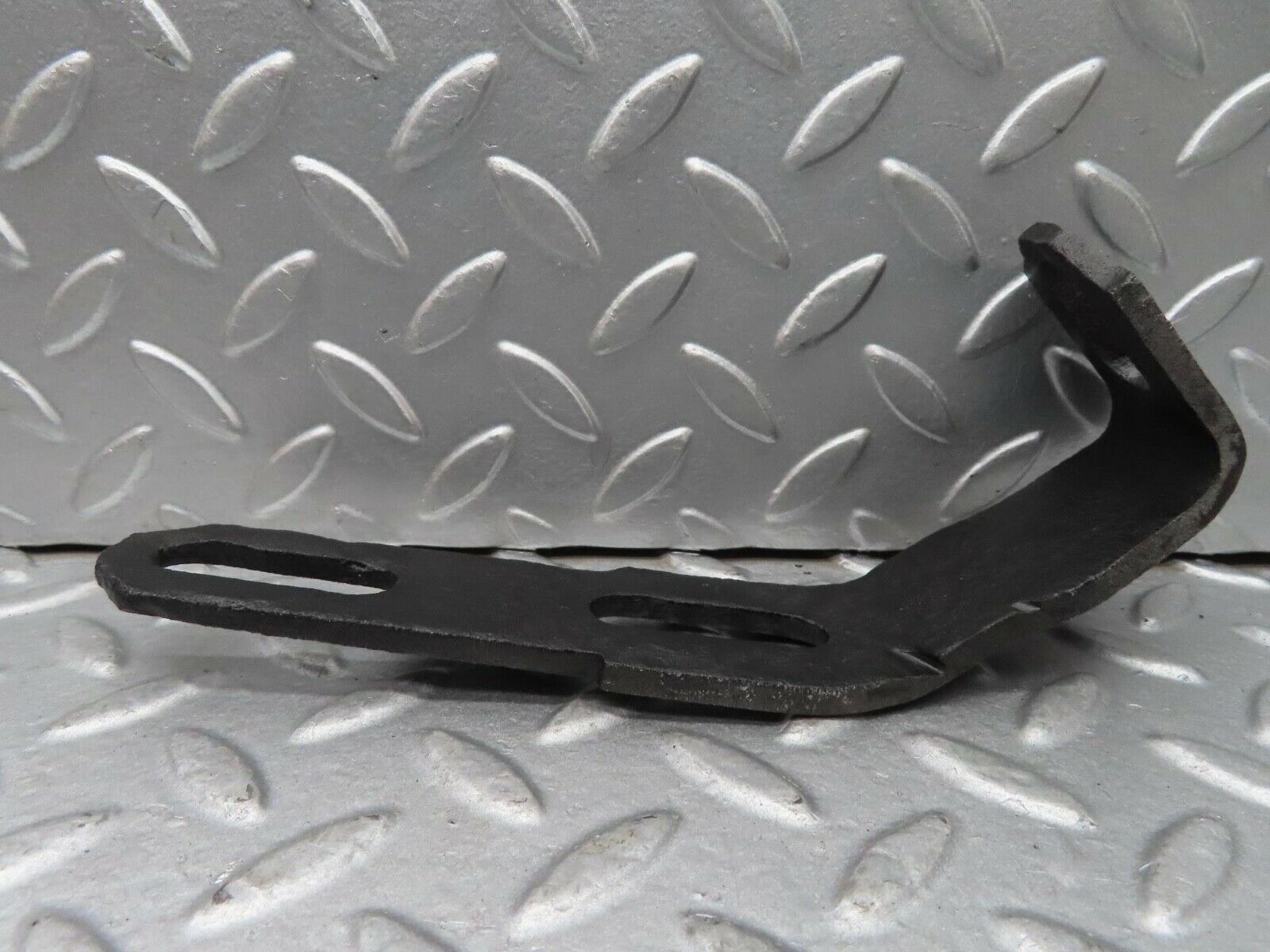 14508 Mercedes-Benz W116 350SE Front Bumper Bracket Holder