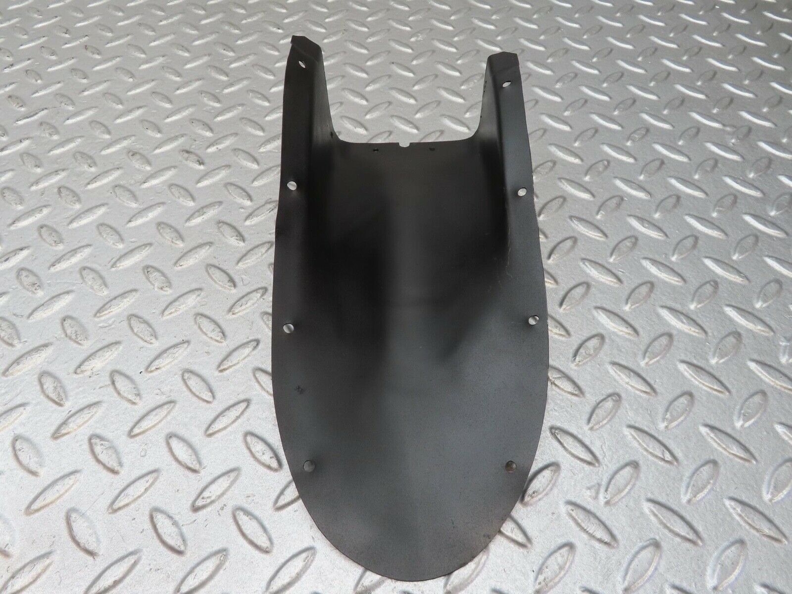 13345 Mercedes-Benz W111 220S Floor Covering Front Cover Plate