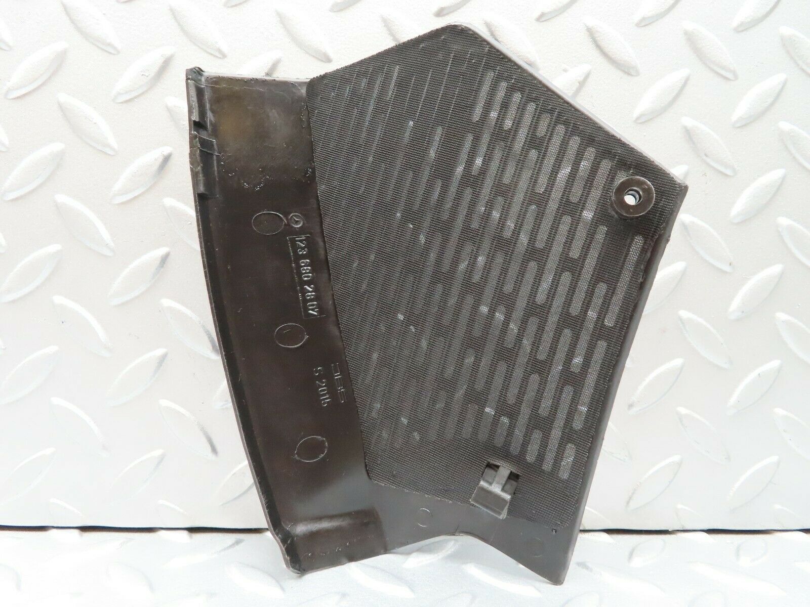 3712 Mercedes-Benz S123 200T Wagon Dash Speaker Cover Grill Right 1236802807