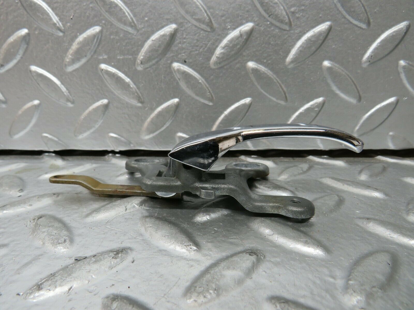 23450 Mercedes-Benz W114 280E Right Interior Door Handle 1107660419