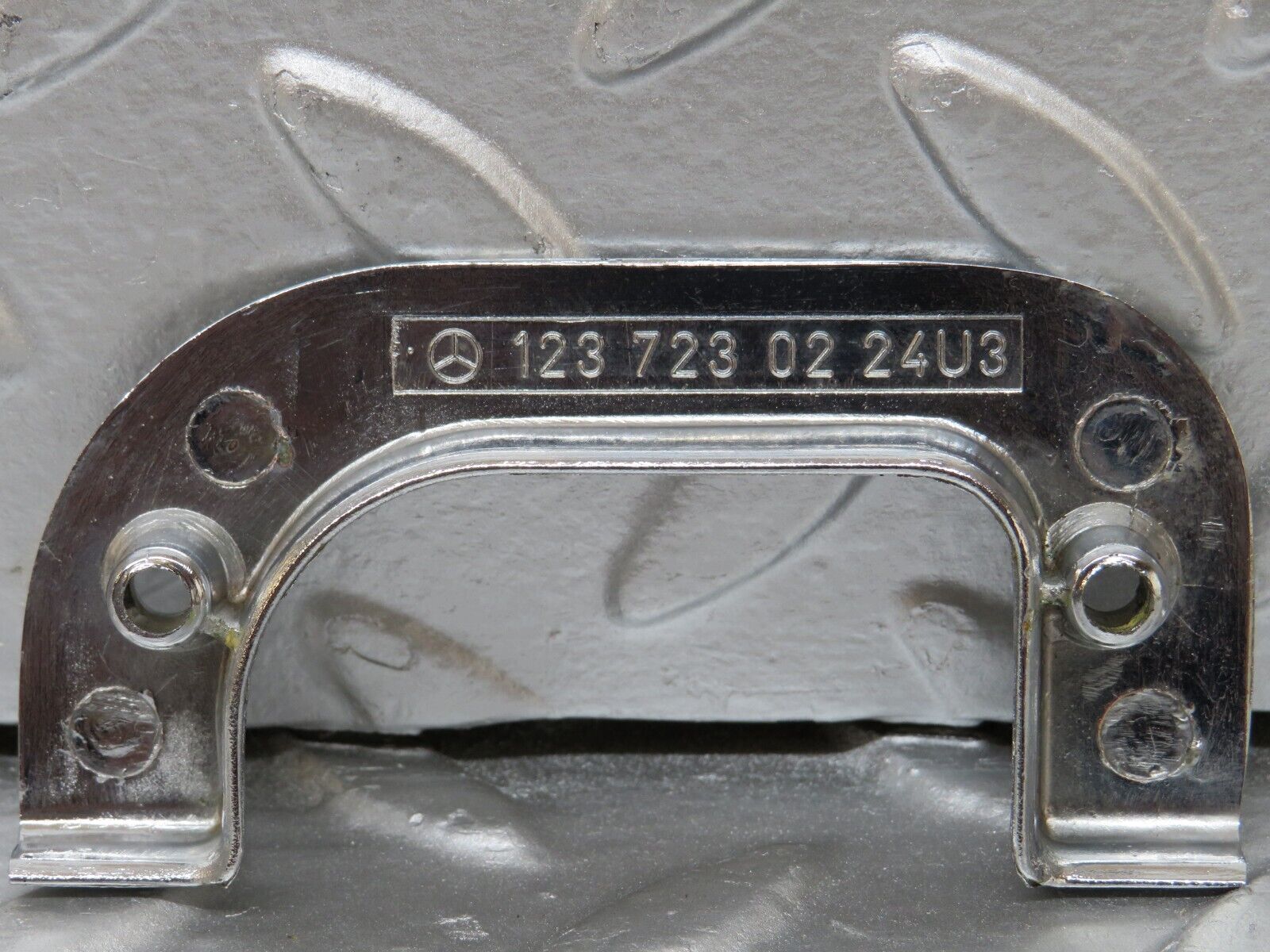 25547 Mercedes-Benz W123 200 Right Interior Chrome Door Latch Trim 1237230224