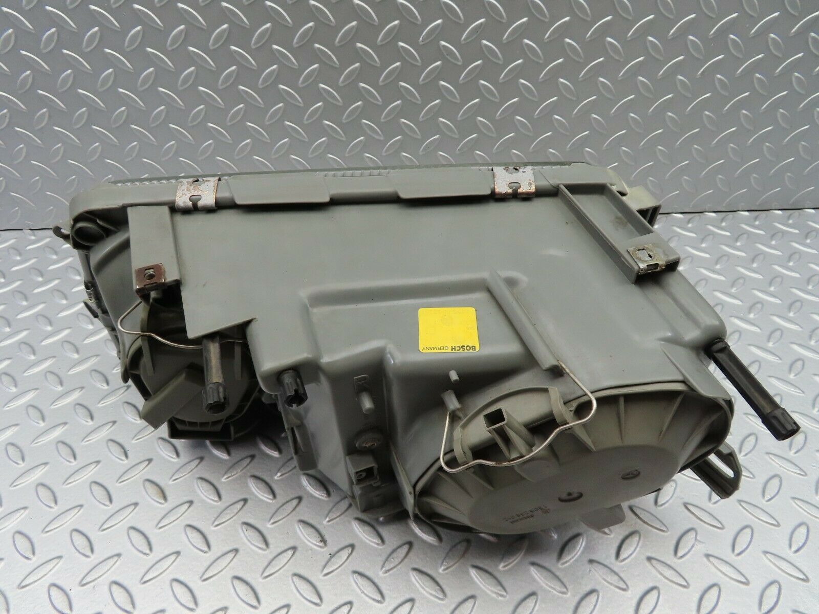 6395 Mercedes-Benz W126 380SE Headlight Bosch Right Side 1268209361