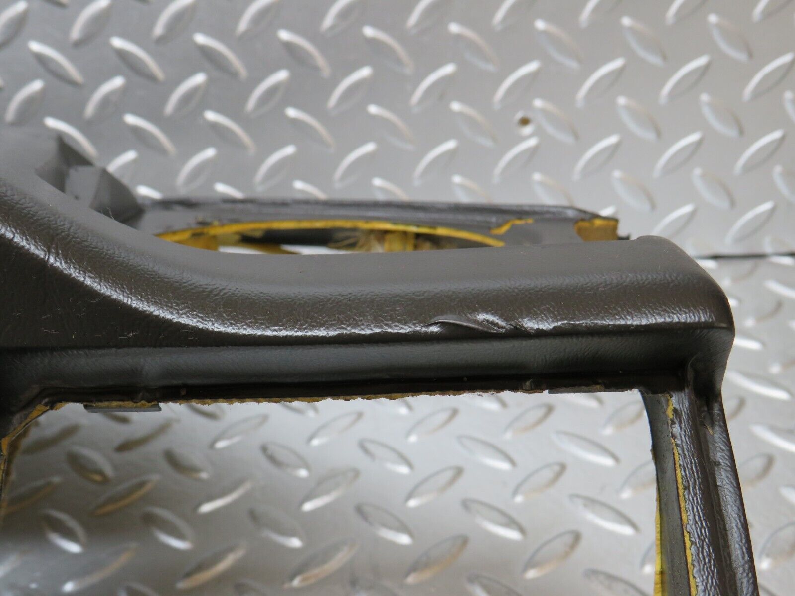 28911 Mercedes-Benz C124 320CE Coupe Dashboard Brown