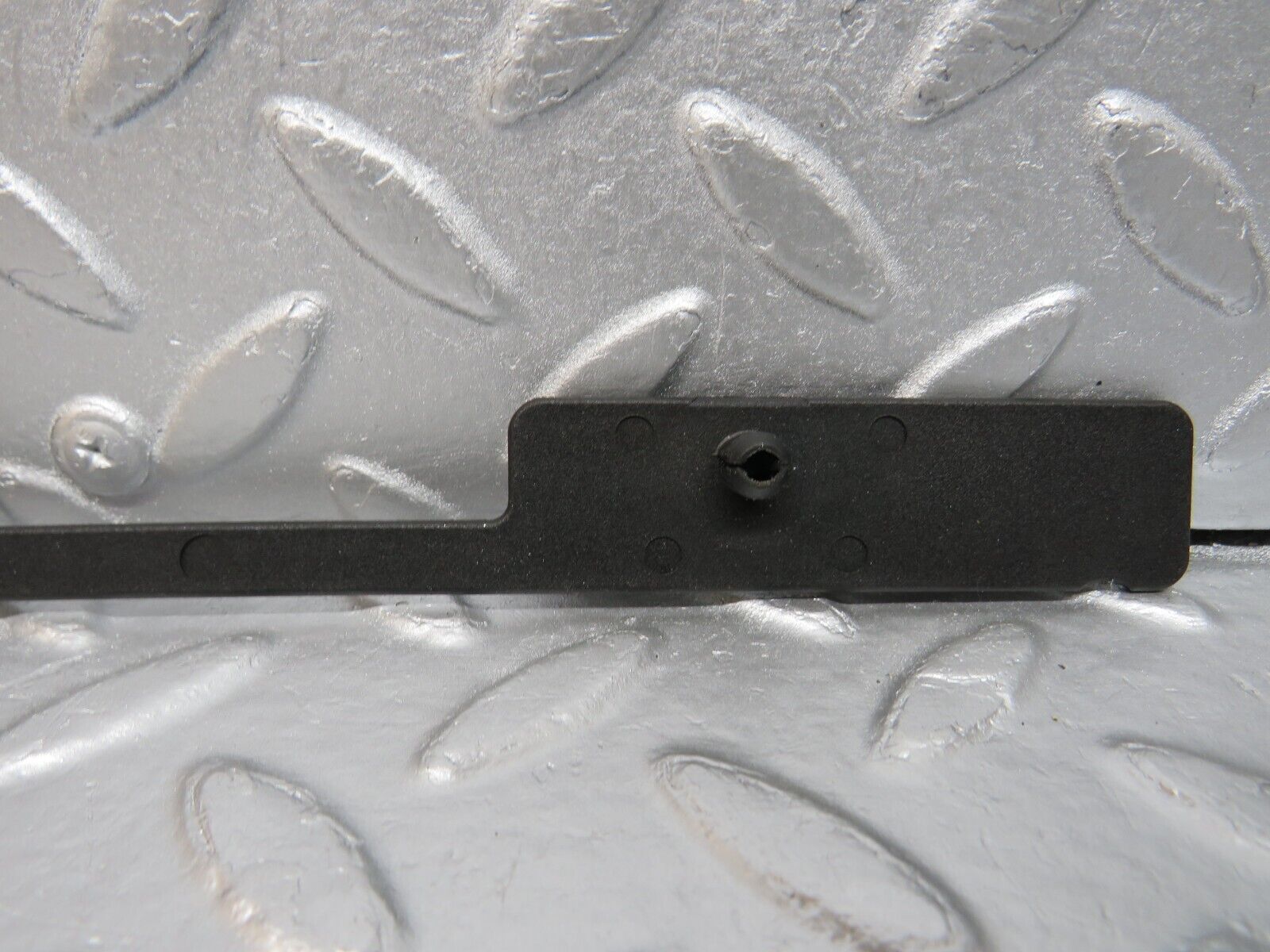 39763 Mercedes-Benz R129 320SL Coupe Ignition Cover 1041590746