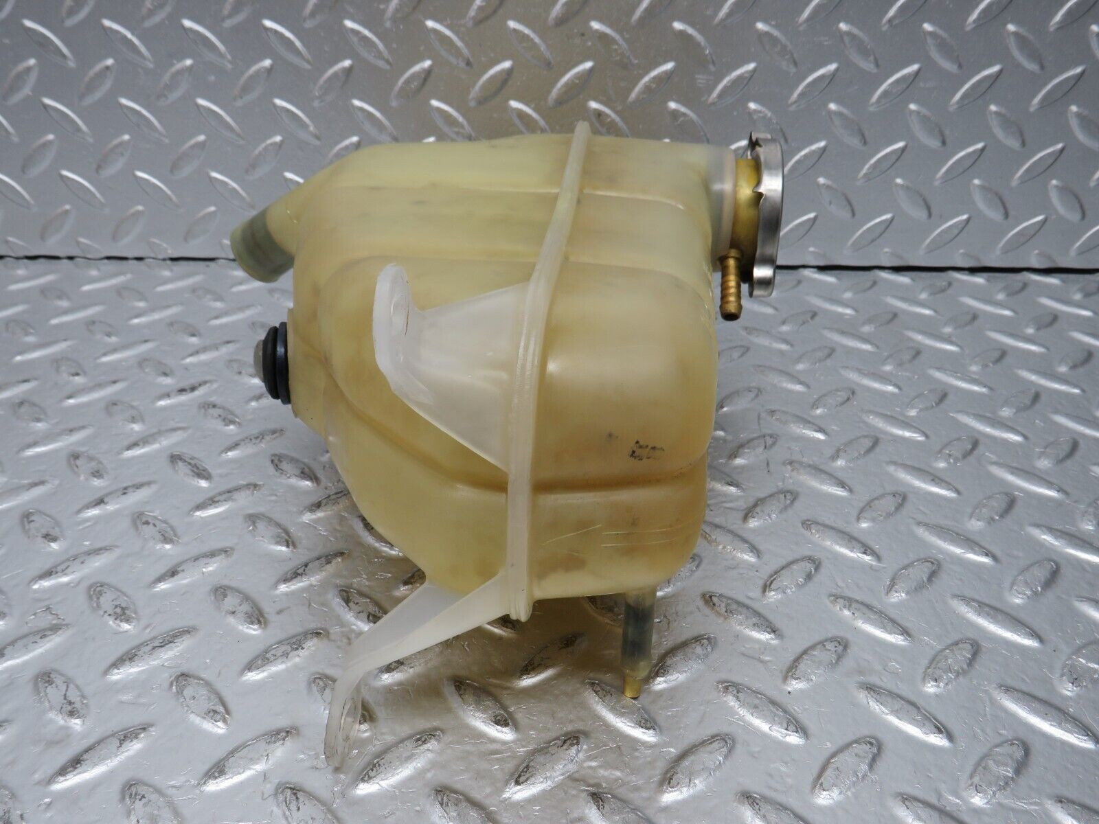 31186 Mercedes-Benz S124 220TE Coolant Reservoir Tank 1245001349 1245000406
