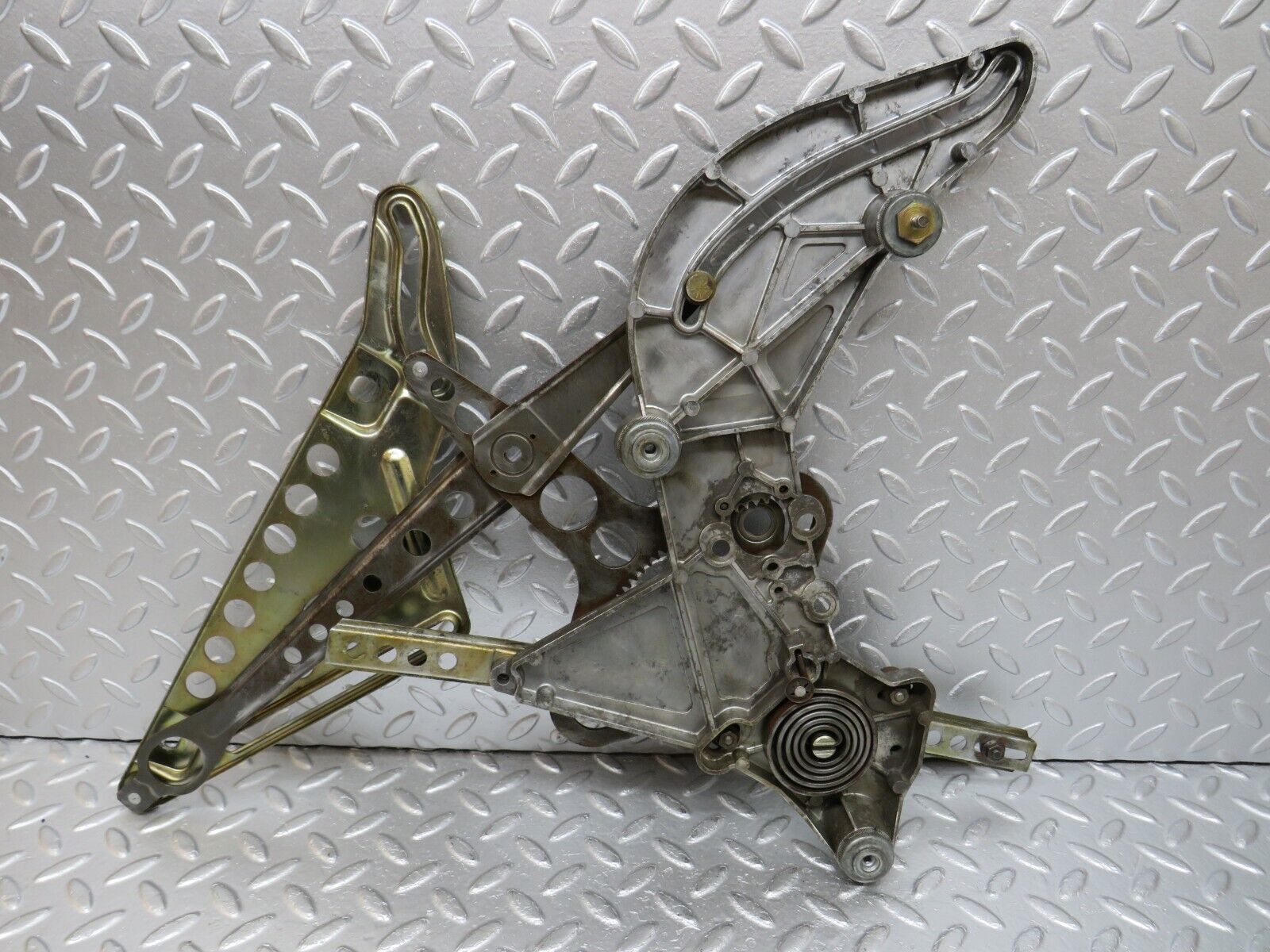 34298 Mercedes-Benz C126 380SEC Coupe Rear Right Power Window Regulator