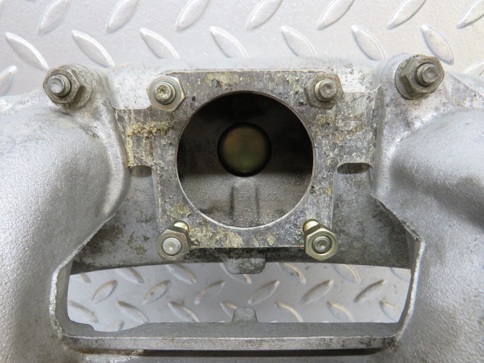 33863 Mercedes-Benz W201 190E 2.0L Intake Manifold 1021413501