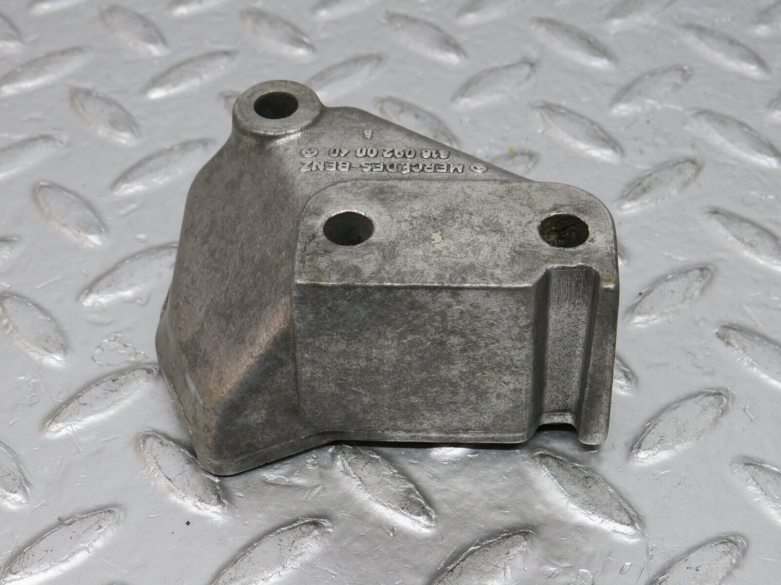 32257 Mercedes-Benz W116 350SE Fuel Filter Mount Bracket 6160920040