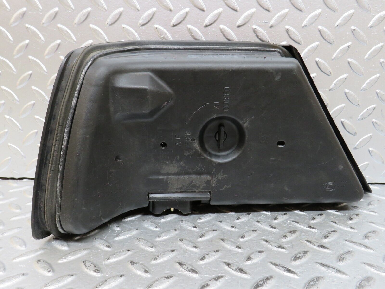 29040 Mercedes-Benz C124 320CE Coupe Tail Light Right Side