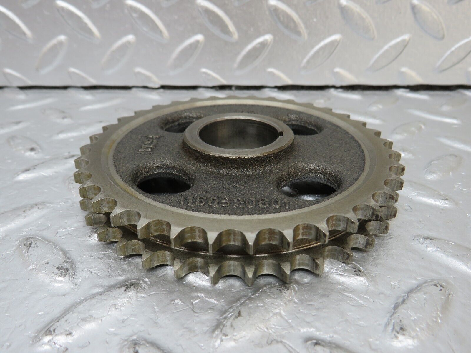 34518 Mercedes-Benz C126 380SEC Coupe Camshaft Timing Gear 1160520601