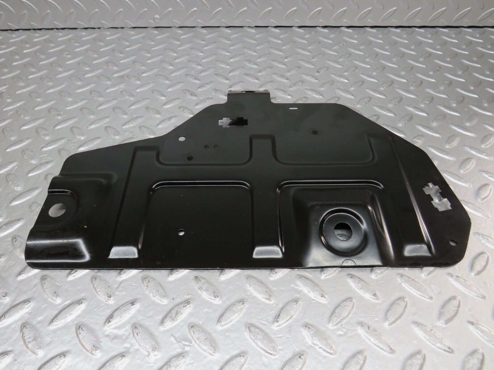 34206 Mercedes-Benz W124 260E Under Dash Relay Bracket Left Side