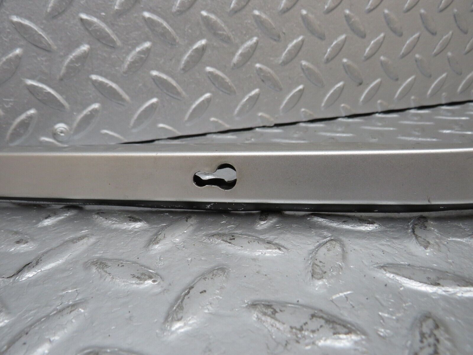 39695 Mercedes-Benz R129 320SL Coupe Left Headlight Lower Trim 1298260577 1298260777