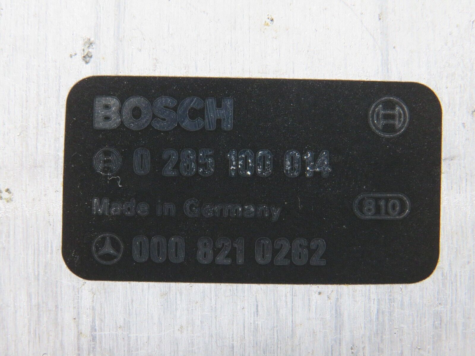 36967 Mercedes-Benz C126 420SEC Coupe Seat Belt Control Unit Bosch 0285100014