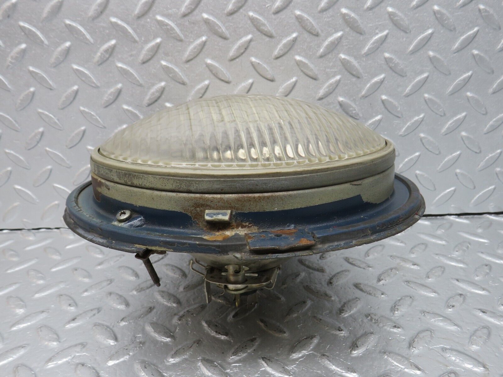 40507 Mercedes-Benz W110 230 Front Right Headlight Hella