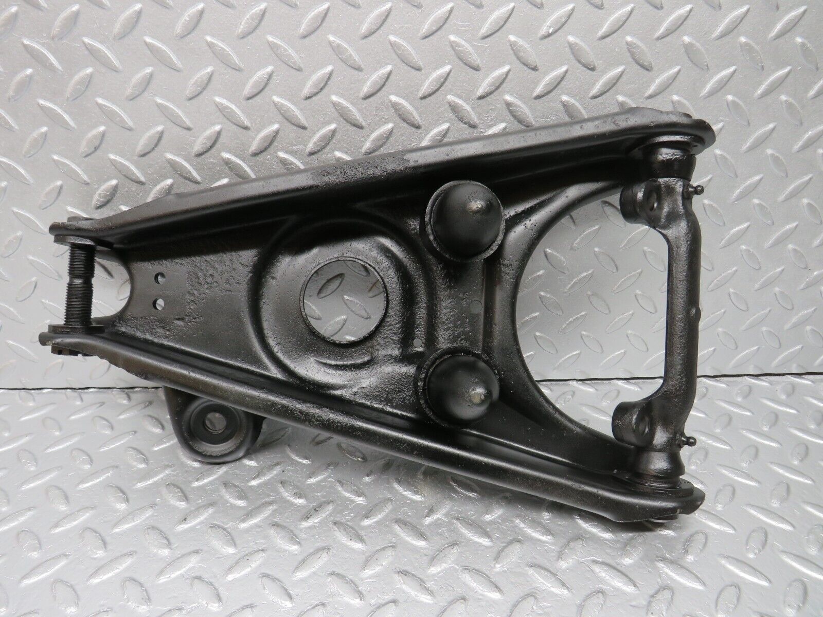 40389 Mercedes-Benz W110 230 Front Right Lower Control Arm