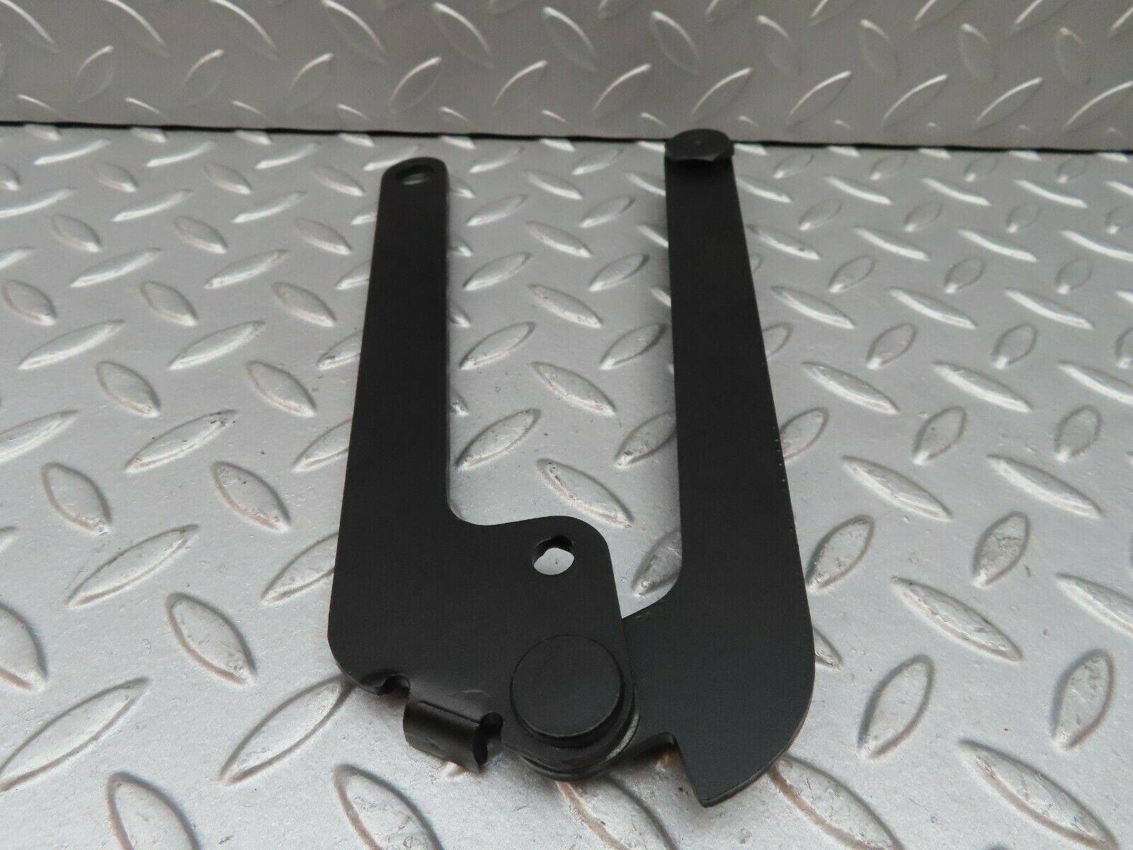 3618 Mercedes-Benz W108 280SE Left Bonnet Hinge